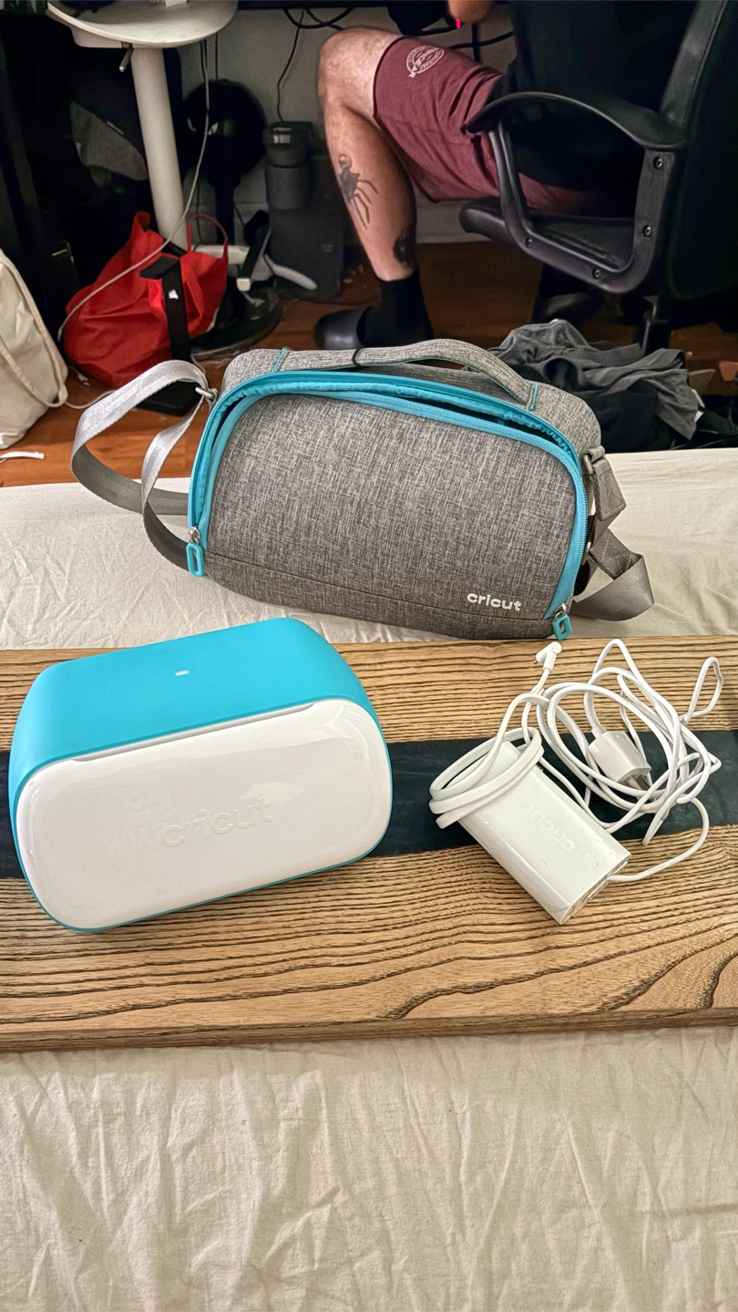Cricut Joy Machine with Carrying Case