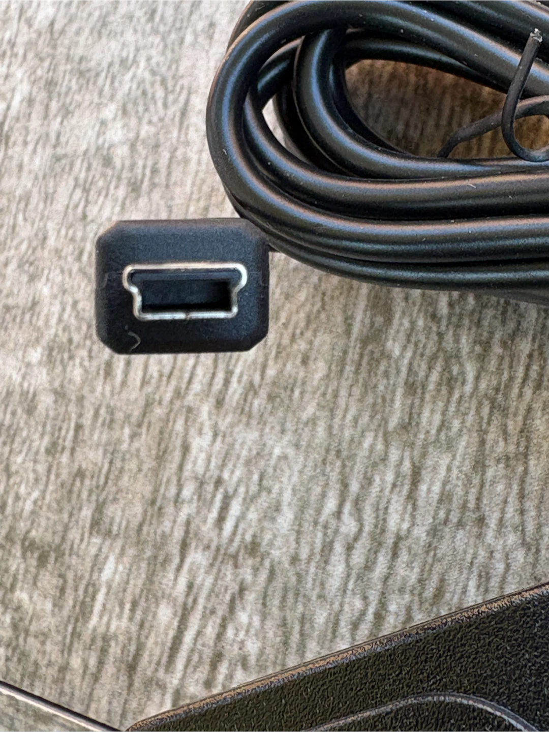 BlackBerry Charger & Holster with Adapters - photo 3
