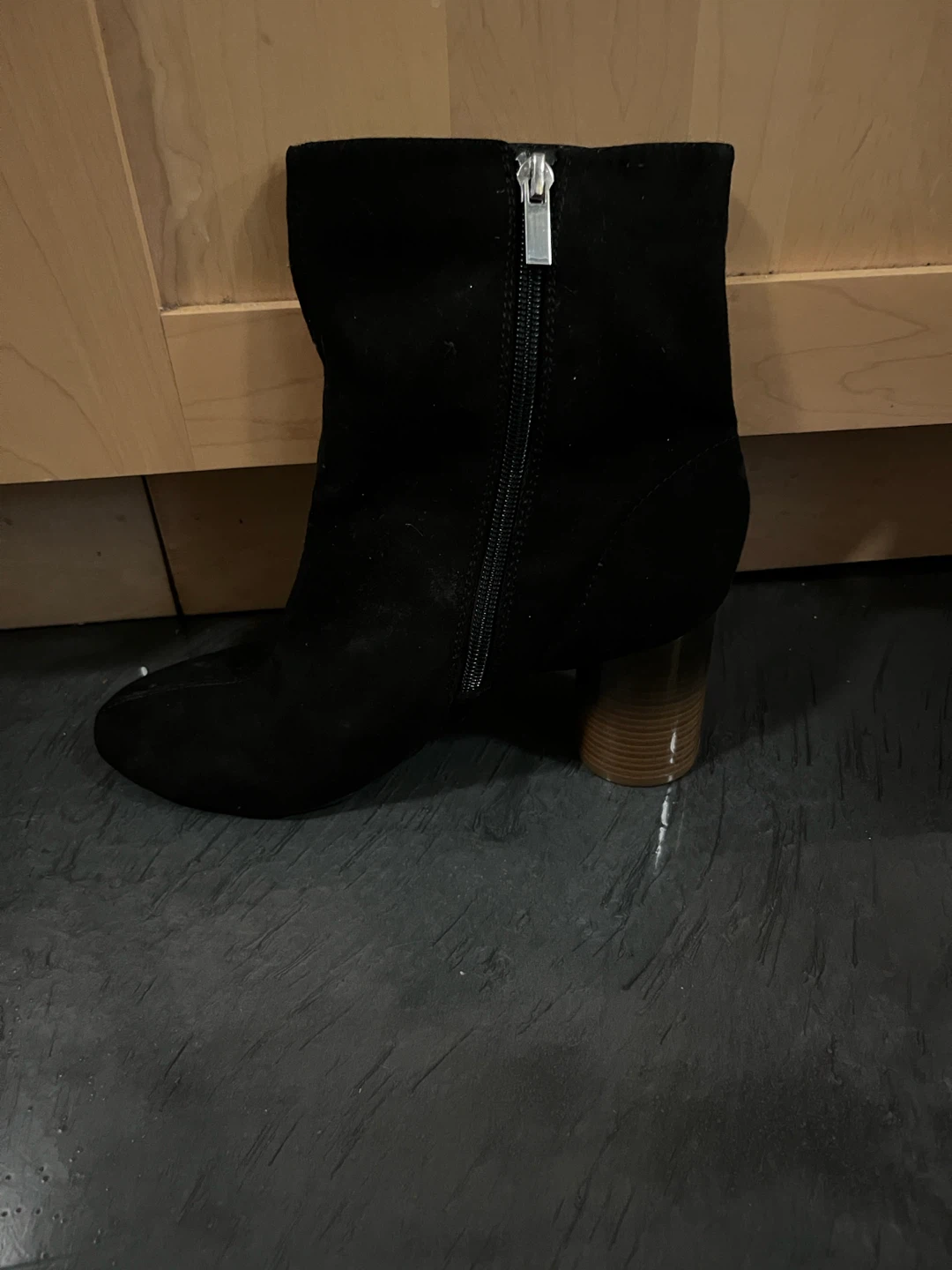 Black Suede Ankle Boots - photo 4