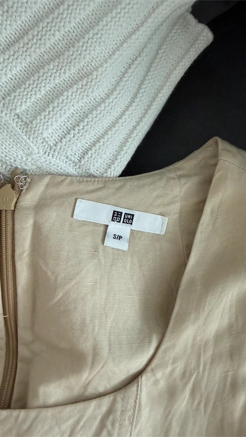UNIQLO Beige Square Neck Short Sleeve Dress - photo 5