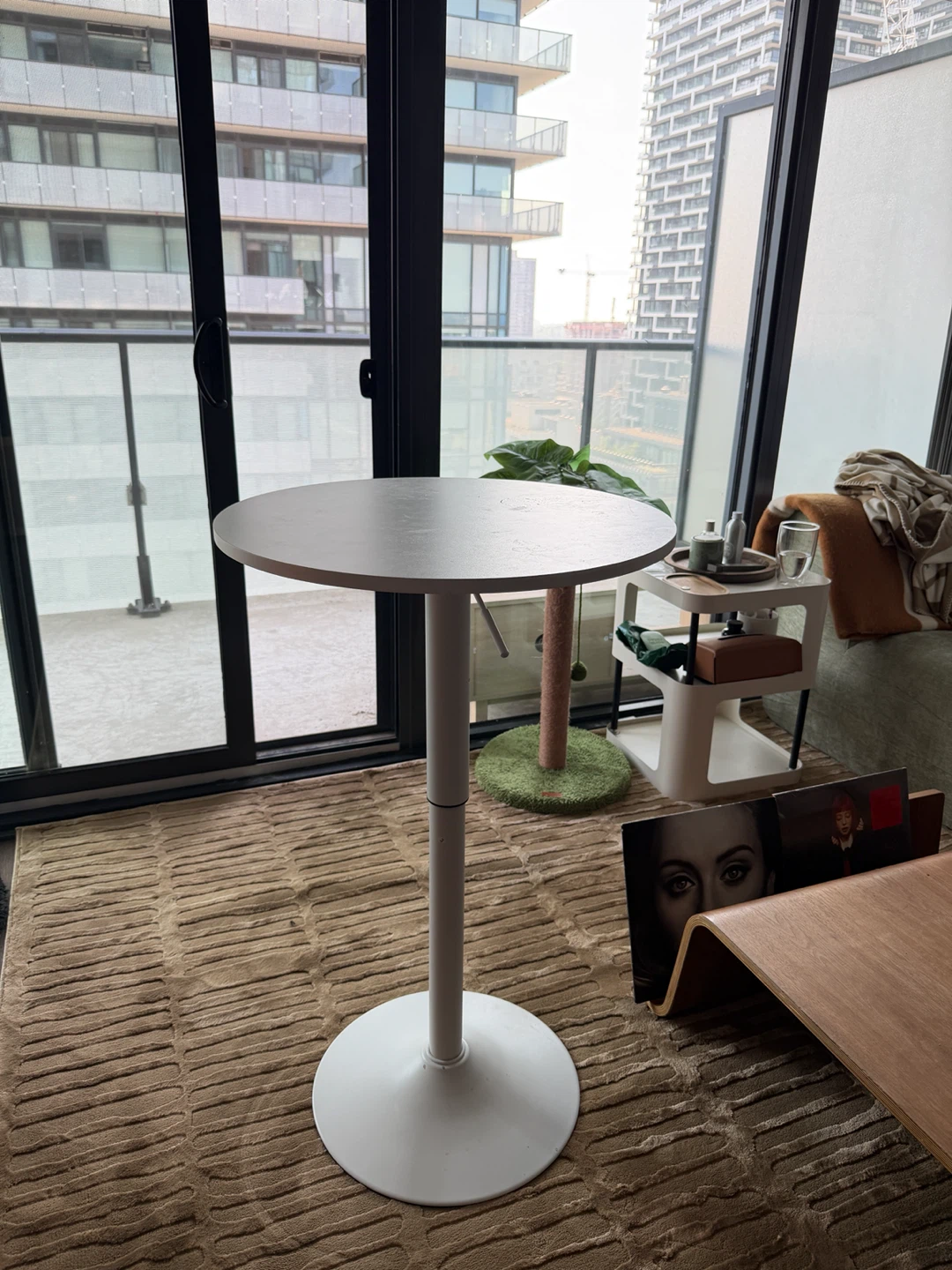 Adjustable Height Round Table - White