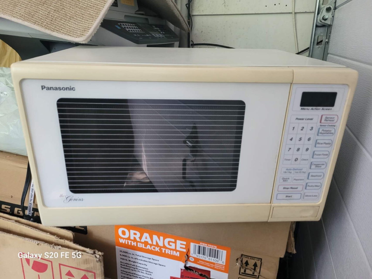 Panasonic The Genius Microwave Oven