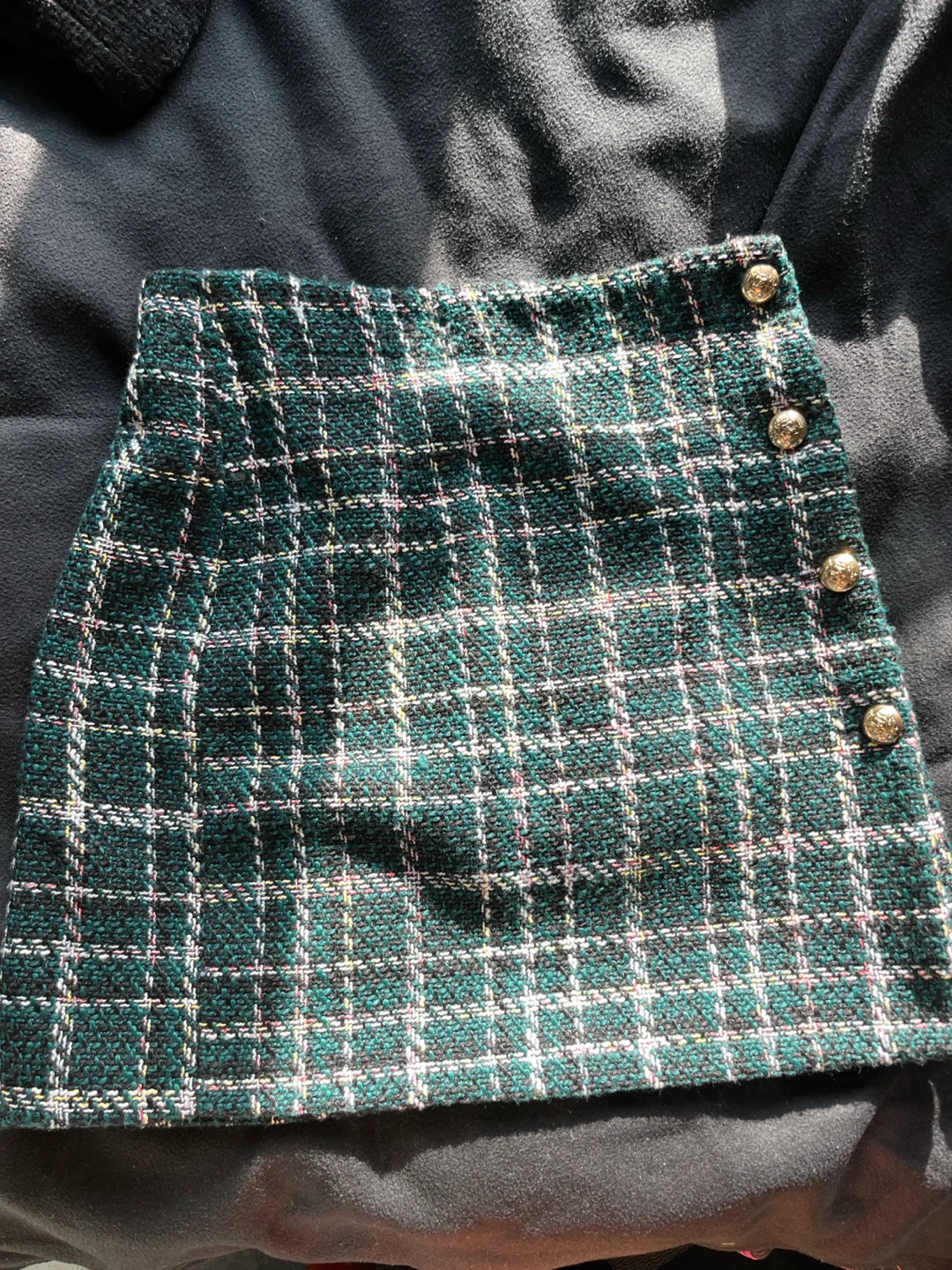 Green Plaid Tweed Mini Skirt with Gold Buttons - photo 3