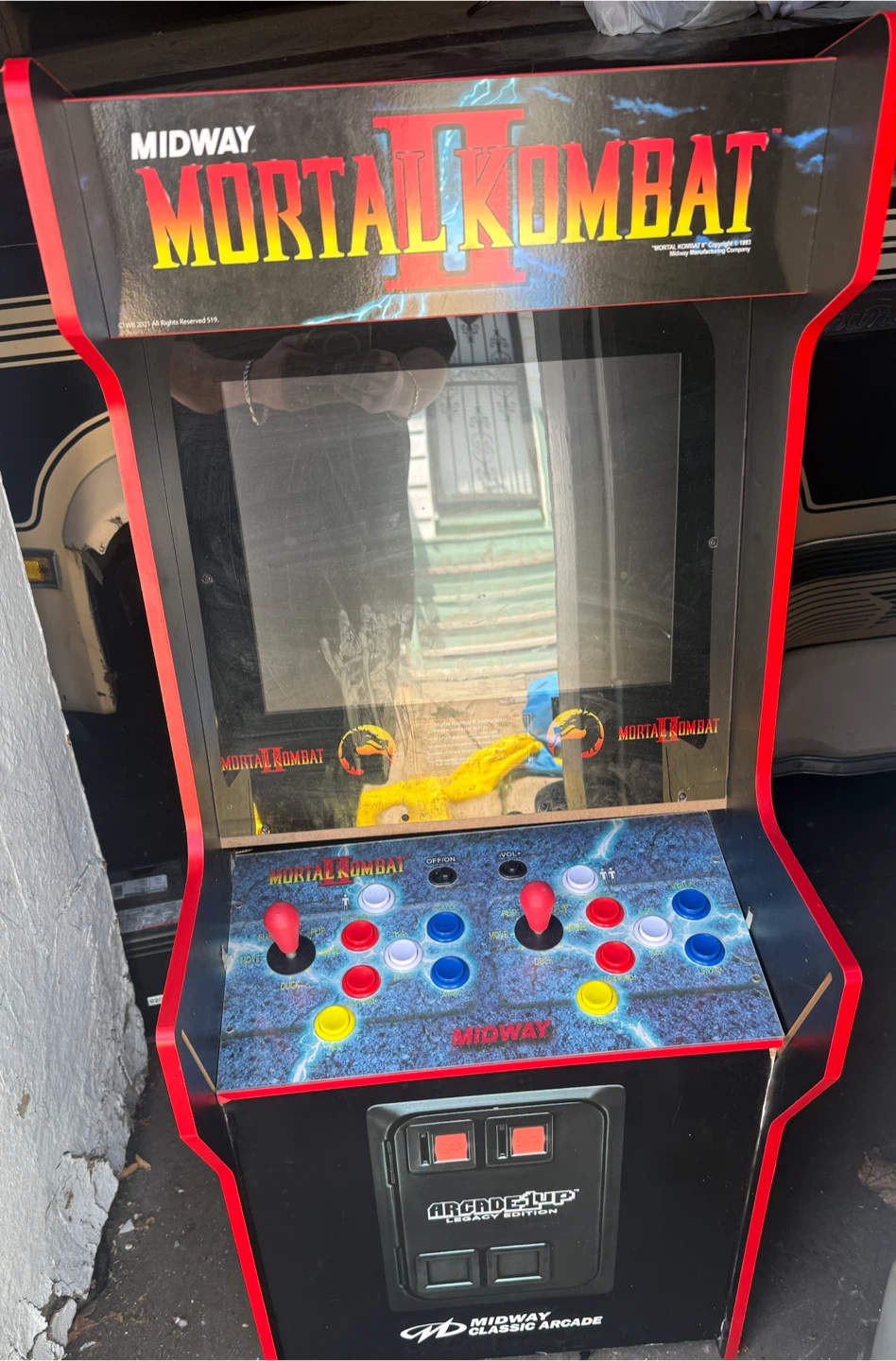 Midway Mortal Kombat Arcade Cabinet