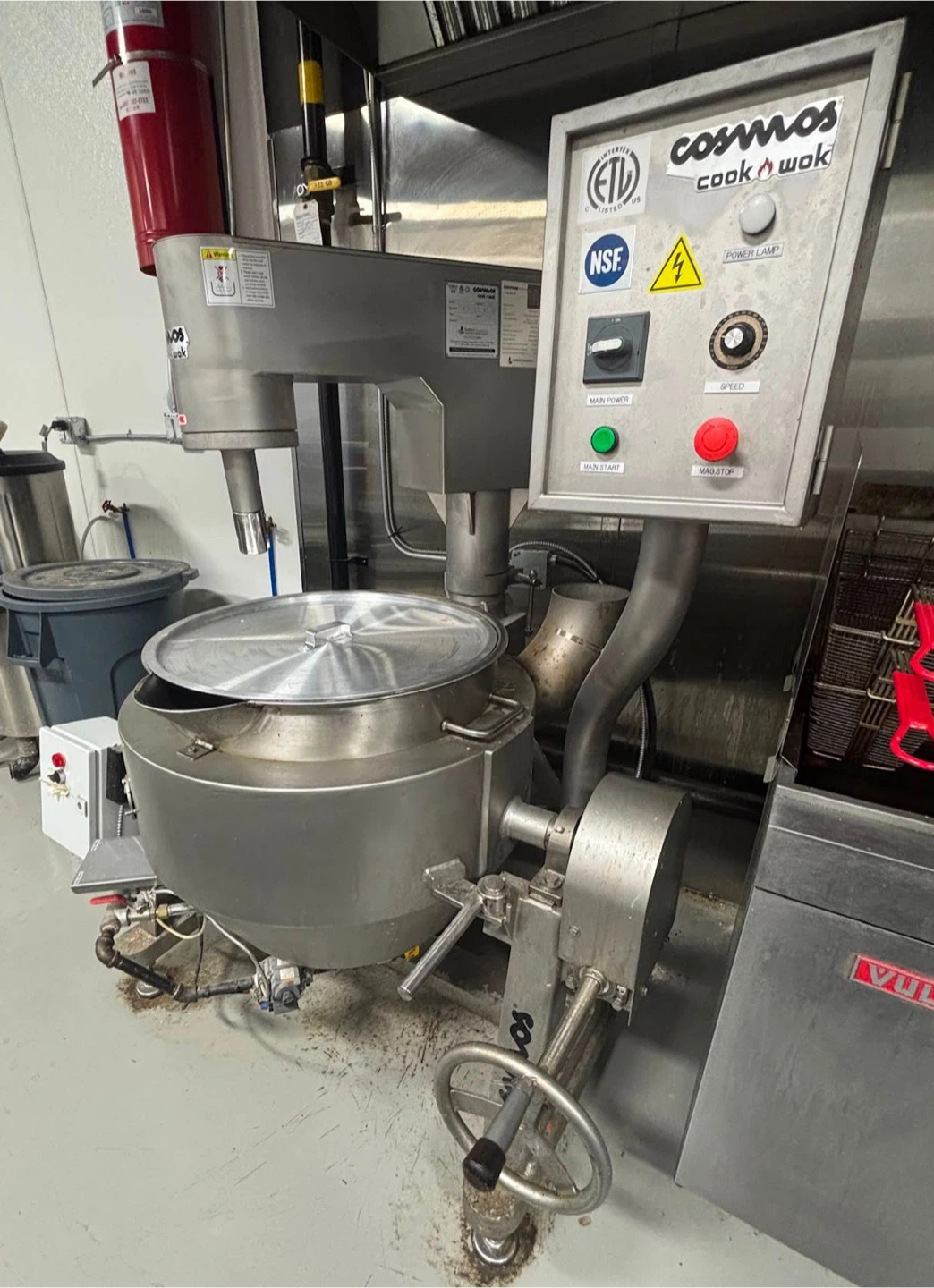 Cosmos Cook N Wok Commercial Kettle Cooker