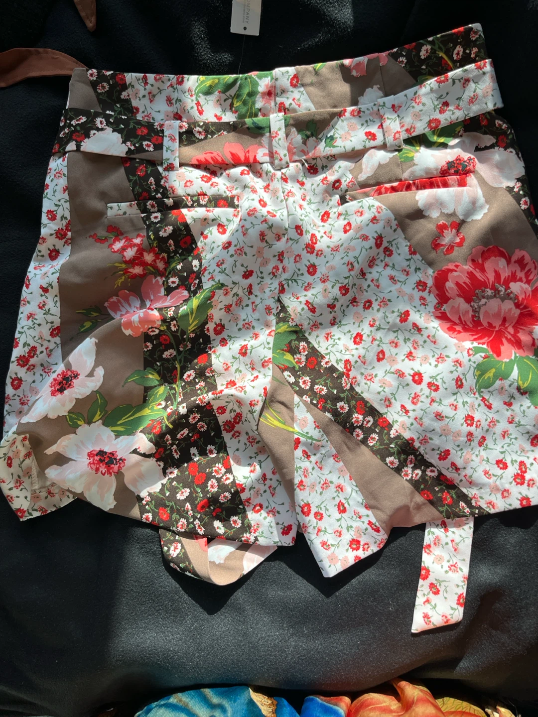 Women's Floral Paperbag Waist Shorts - photo 4