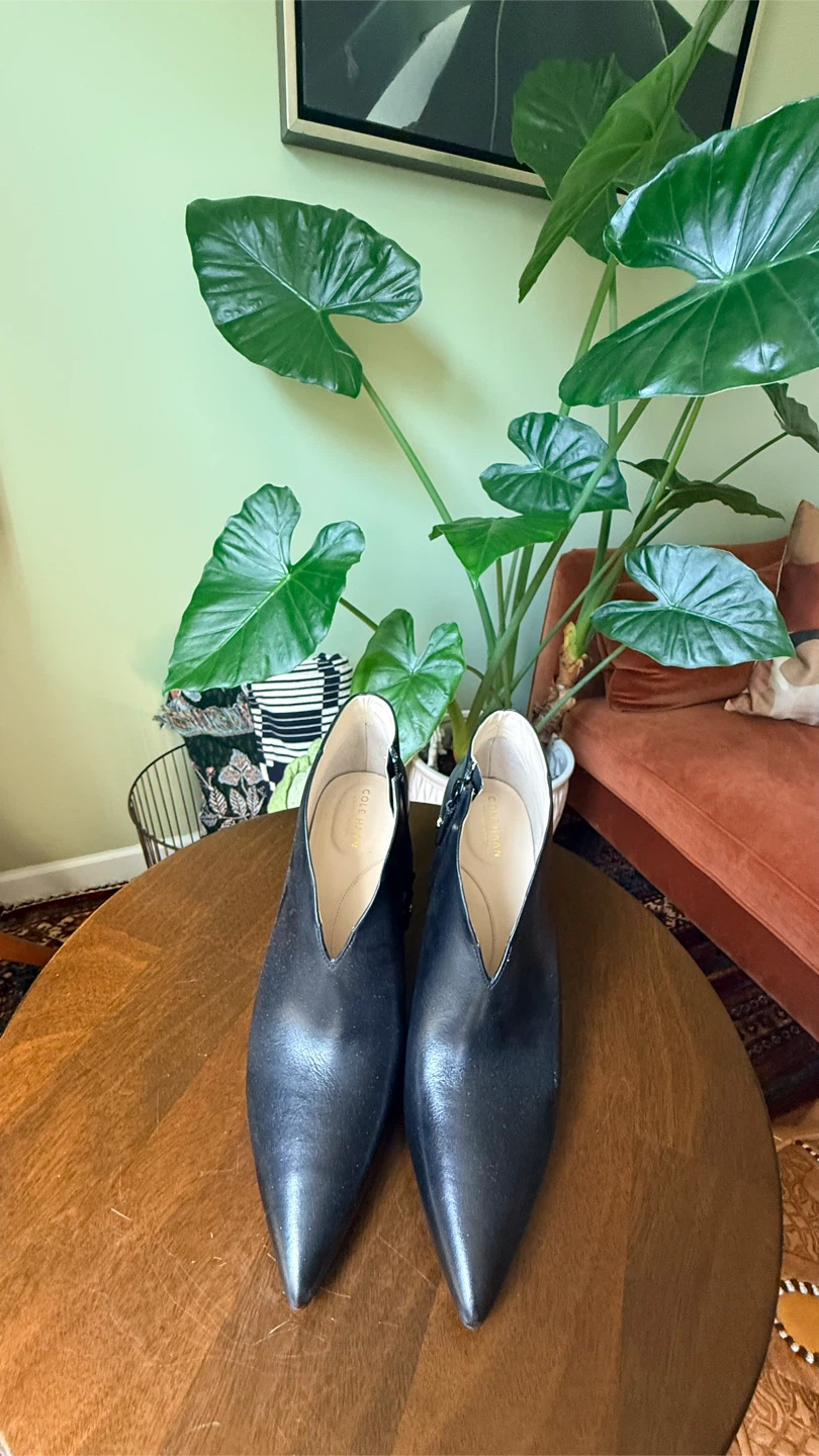 Cole Haan Black Grand Series Leather V-Cut Ankle Boots