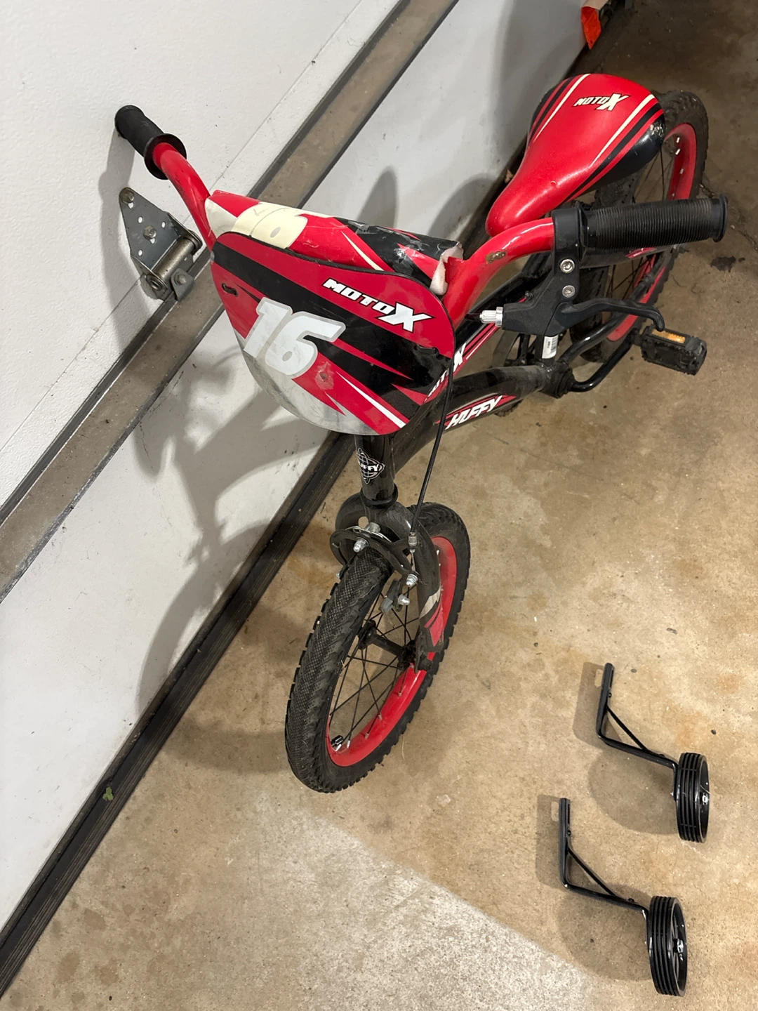Huffy Kids Bicycle with Training Wheels - photo 4