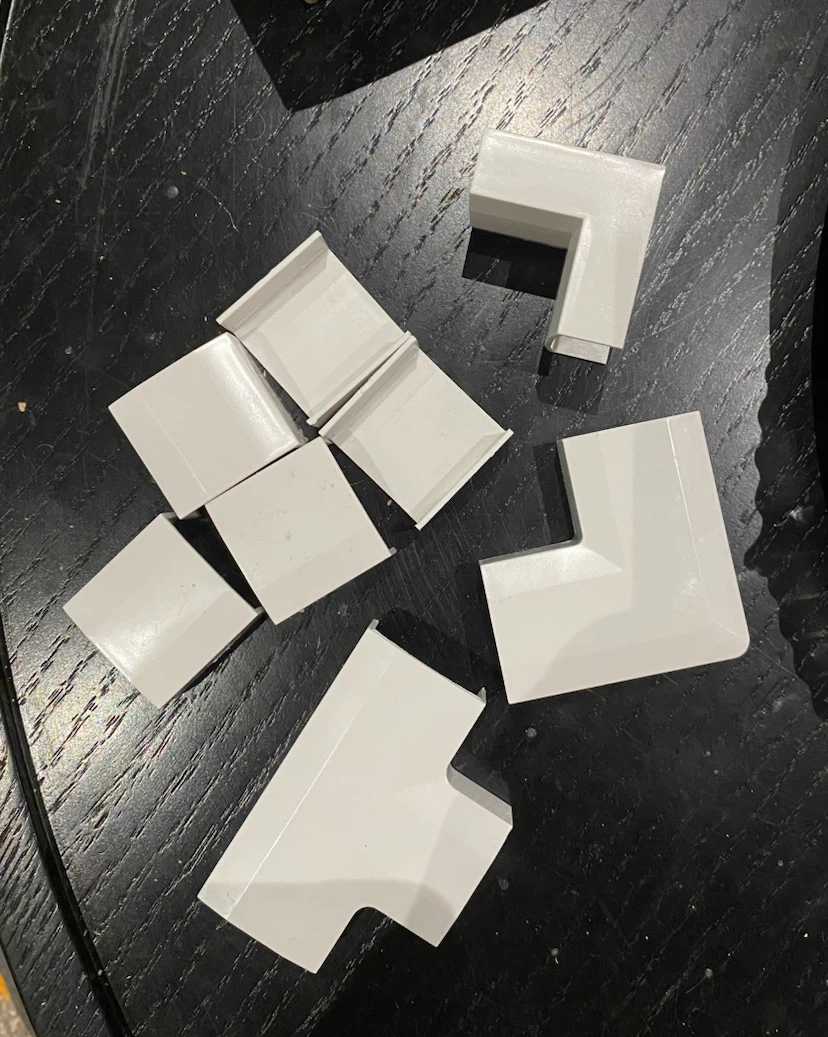 White Moulding Trim Kit with Corner Pieces - Cable Management - photo 4