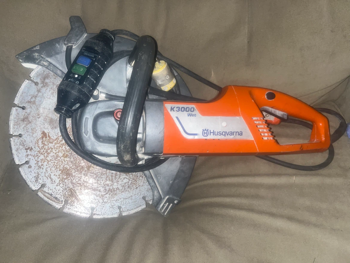 Husqvarna K3000 Wet Cut-N-Break Saw