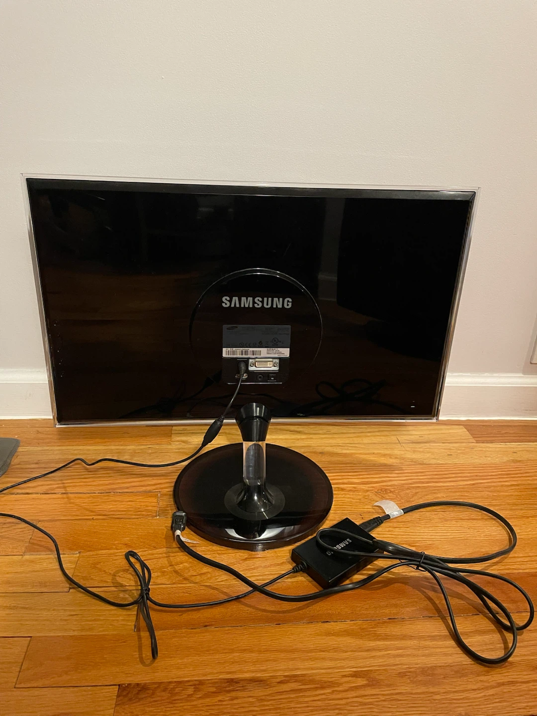 Samsung SyncMaster PX2370 23" Monitor - photo 2