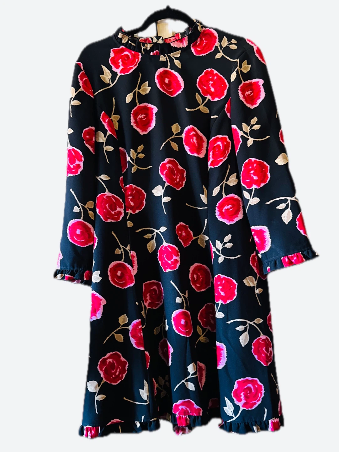 Kate Spade size 14 Black floral dress with red roses