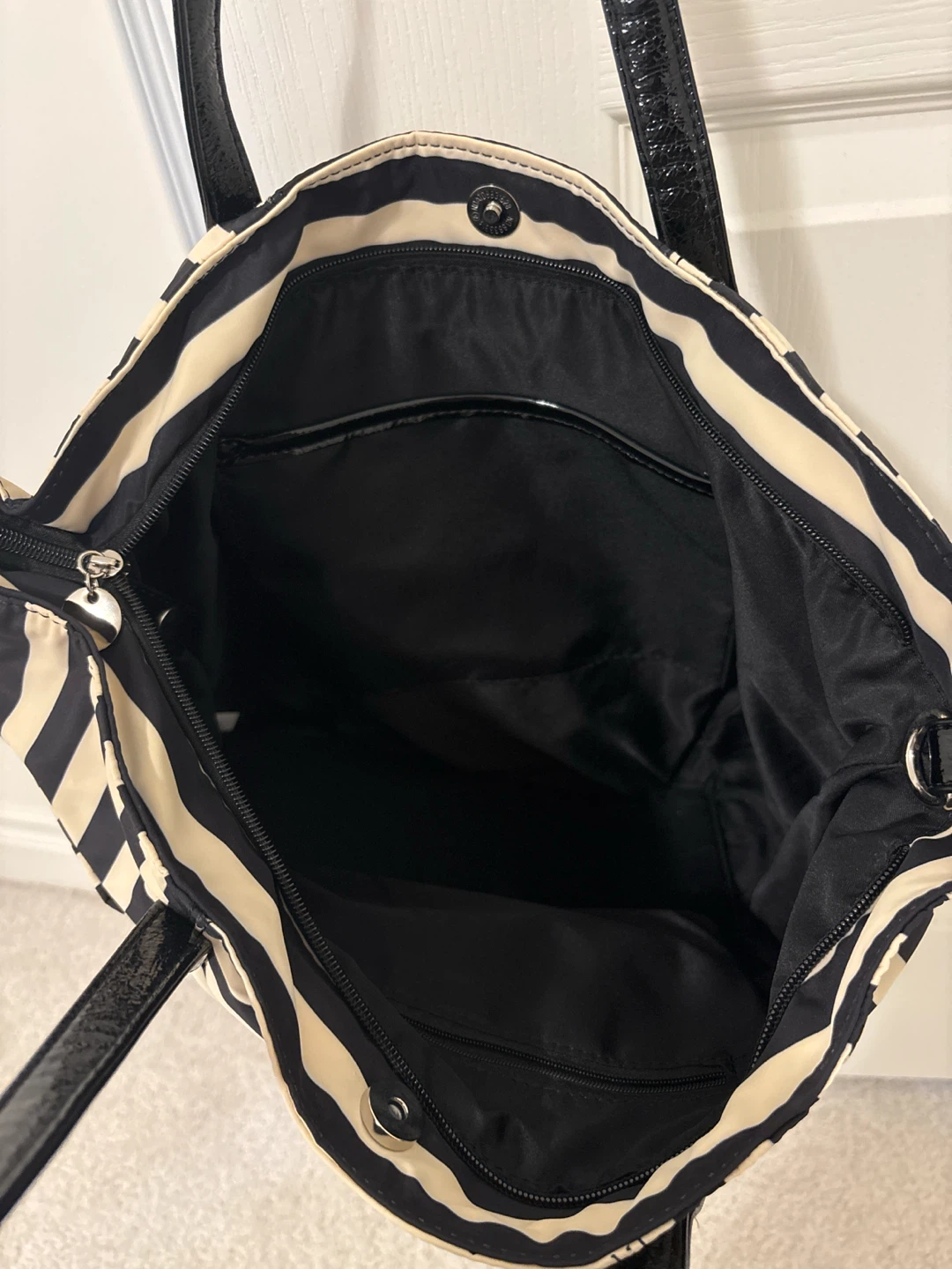 Black and Cream Striped Tote Bag - photo 3