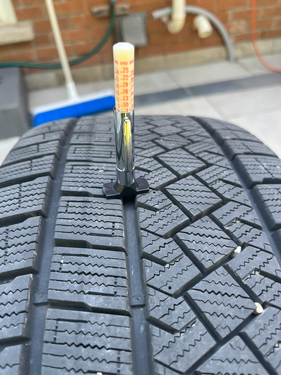 Winter tires & rims - photo 3