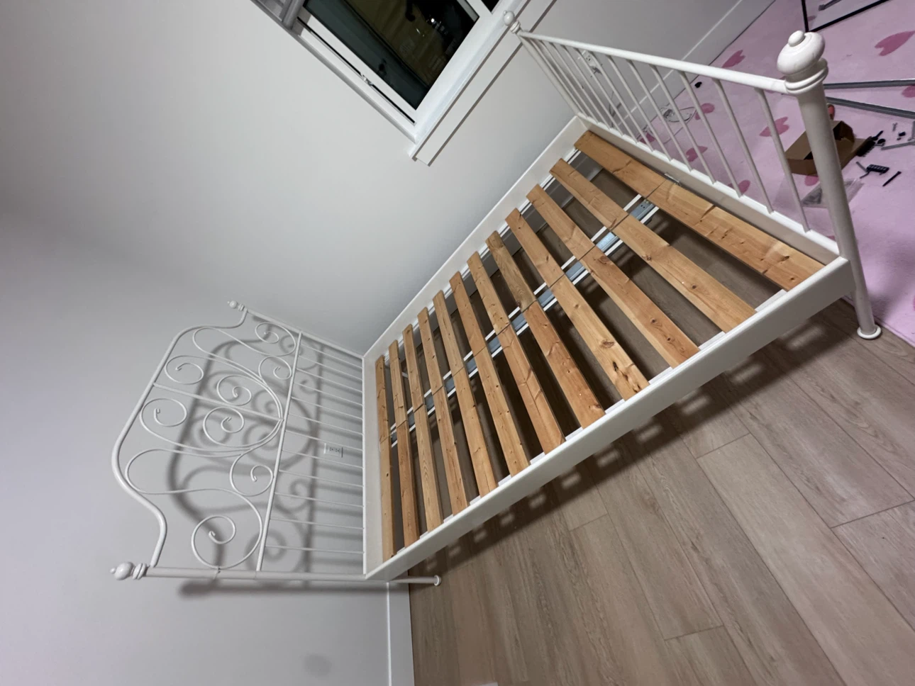White Metal Bed Frame with Slatted Base (double)