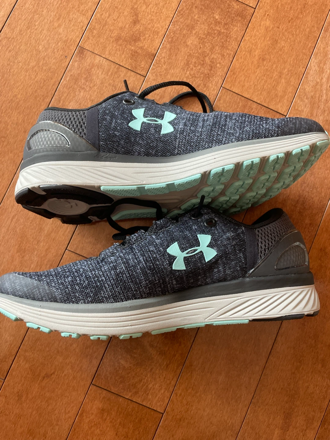 Under Armour Running Shoes - Size 7Y