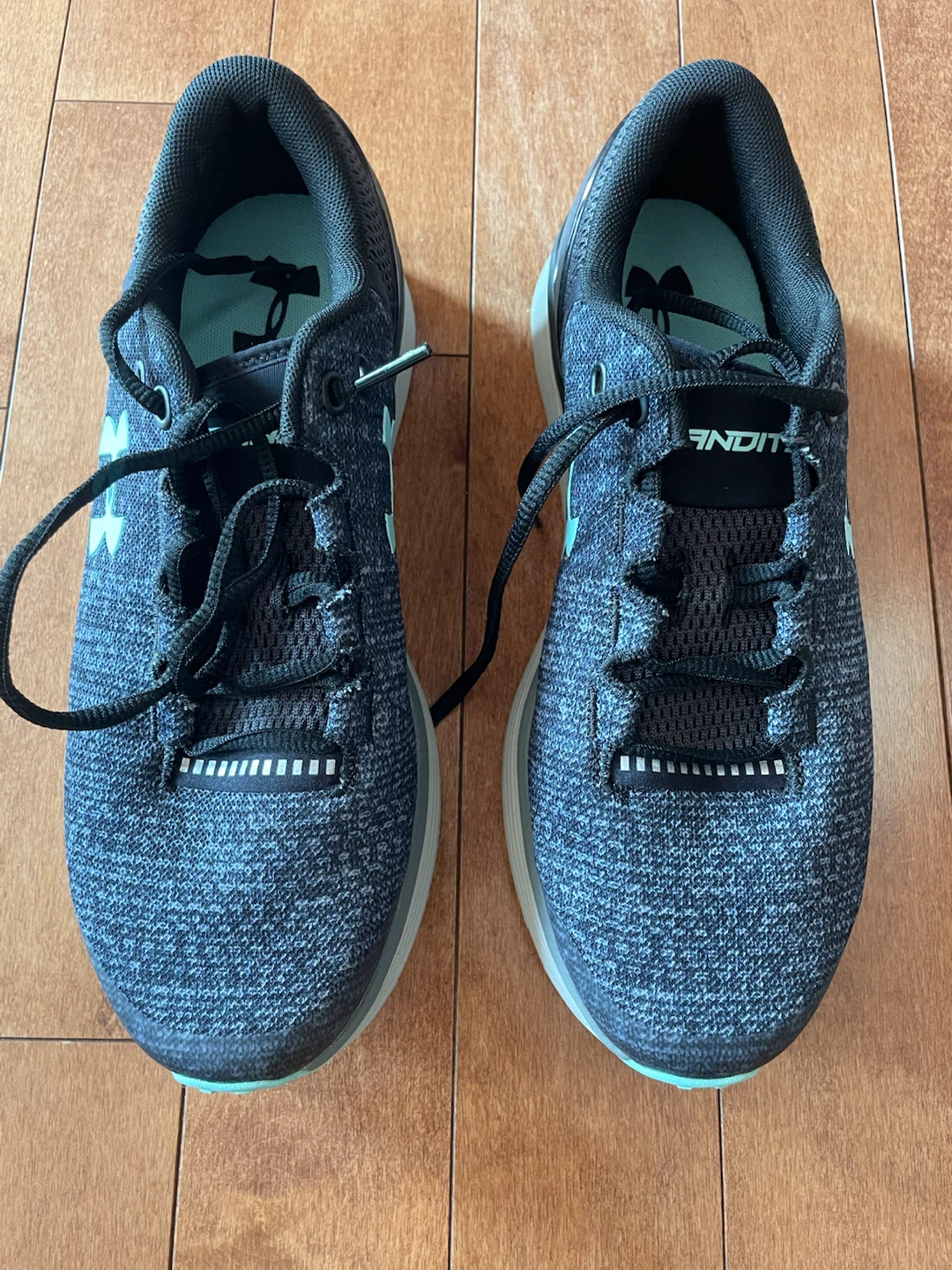 Under Armour Running Shoes - Size 7Y - photo 2