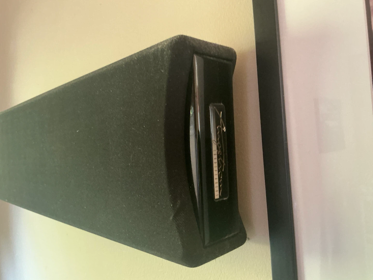 Angstrom Suono 200S wall-mounted surround speakers - photo 4