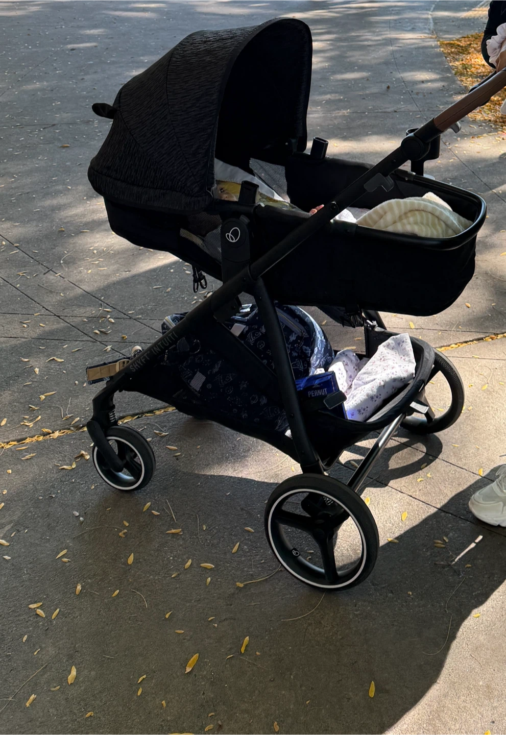 Evenflo Shyft Intuiti Travel System - photo 2