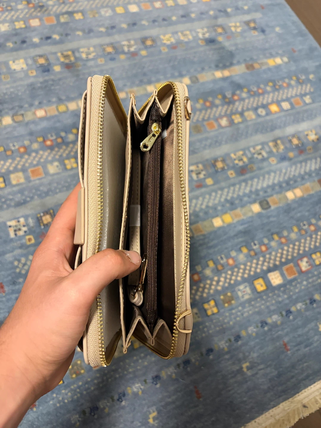 Pale Pink Wallet with Detachable Straps - photo 4