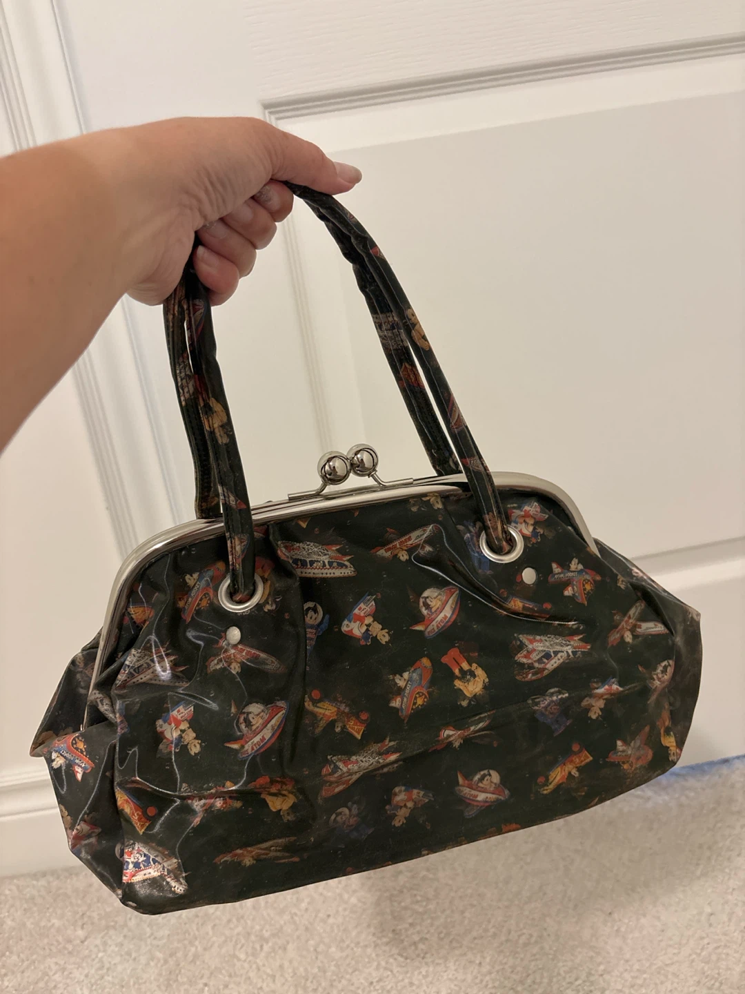 Unique Vintage-style Kiss Lock Handbag - photo 3