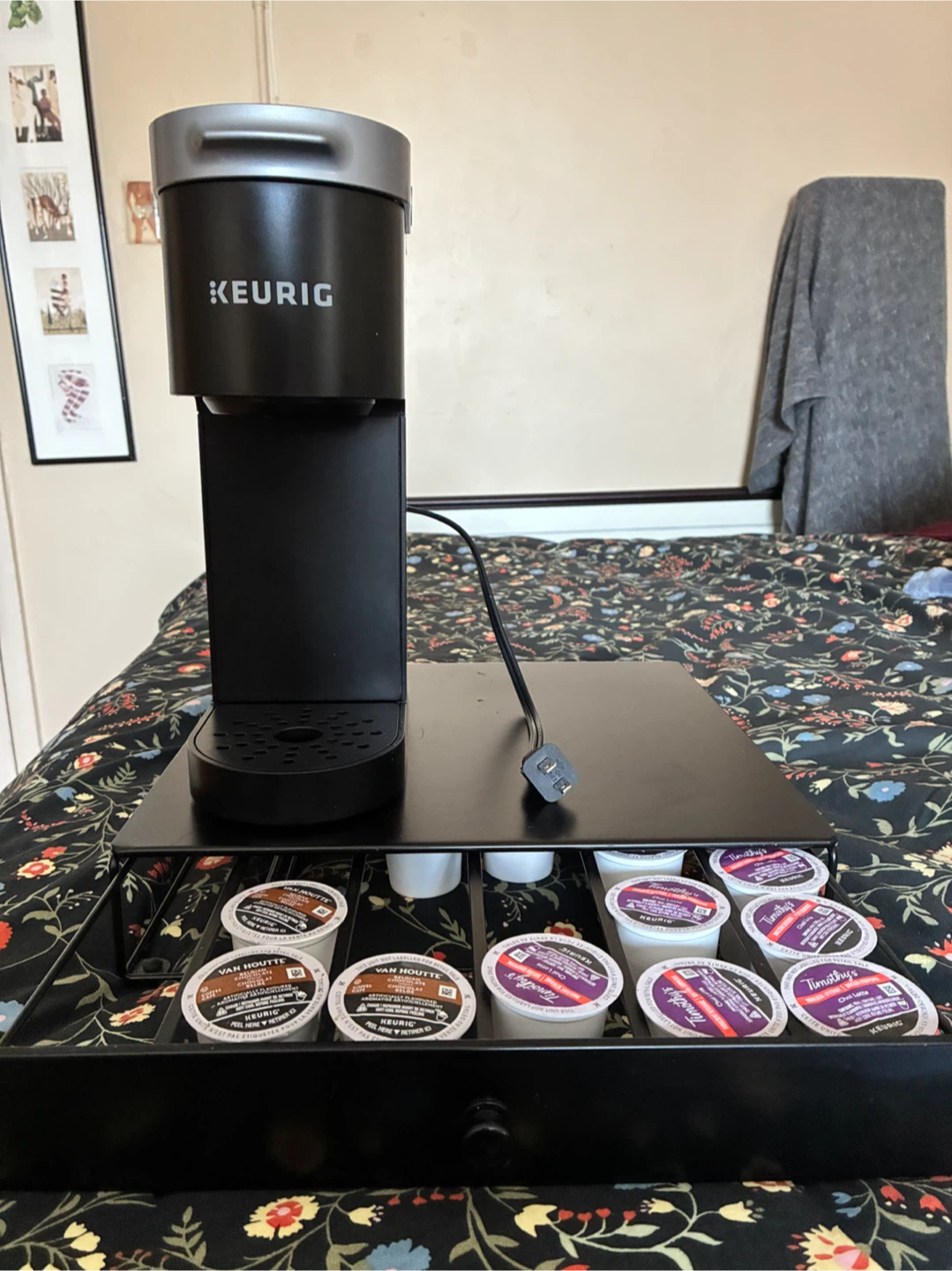 Keurig Coffee Maker with K-Cup Drawer