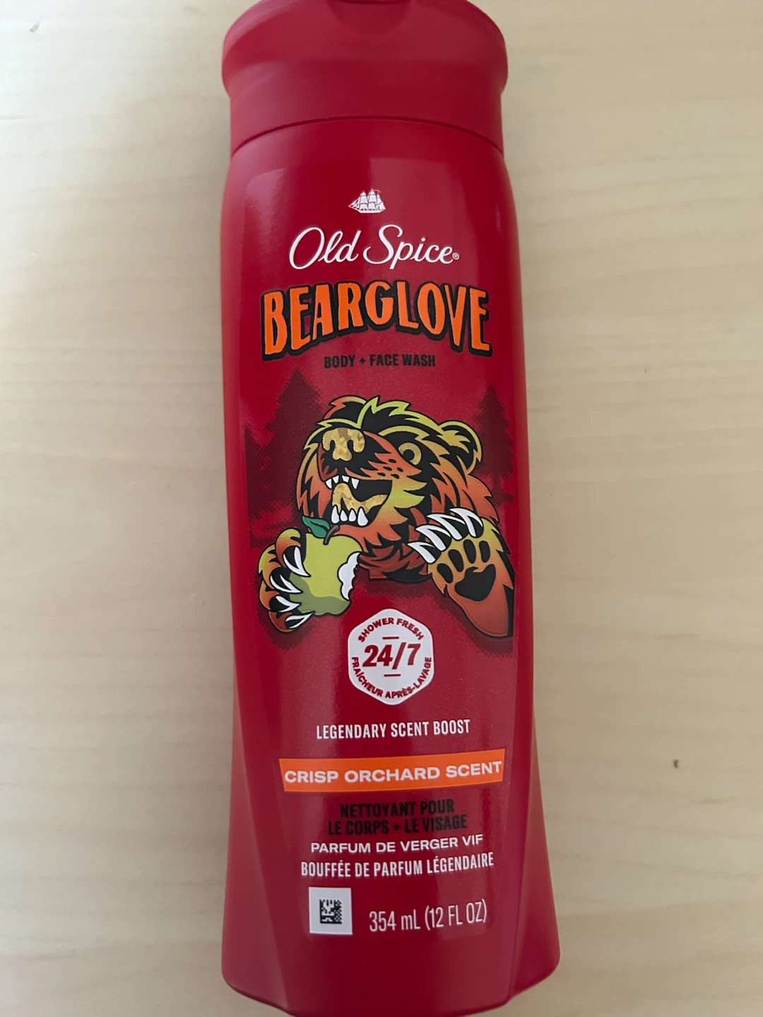 Old Spice Bearglove Body + Face Wash Crisp Orchard Scent 354 mL