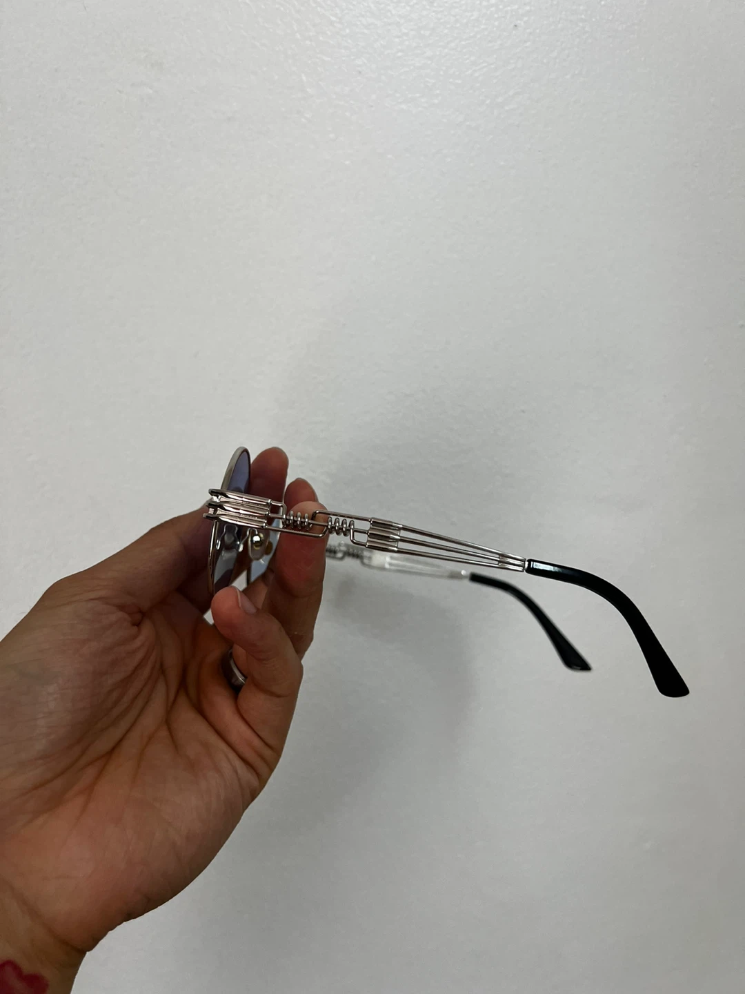 Round Blue Lens Sunglasses - photo 4