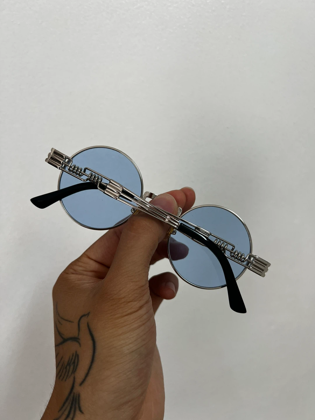 Round Blue Lens Sunglasses - photo 3