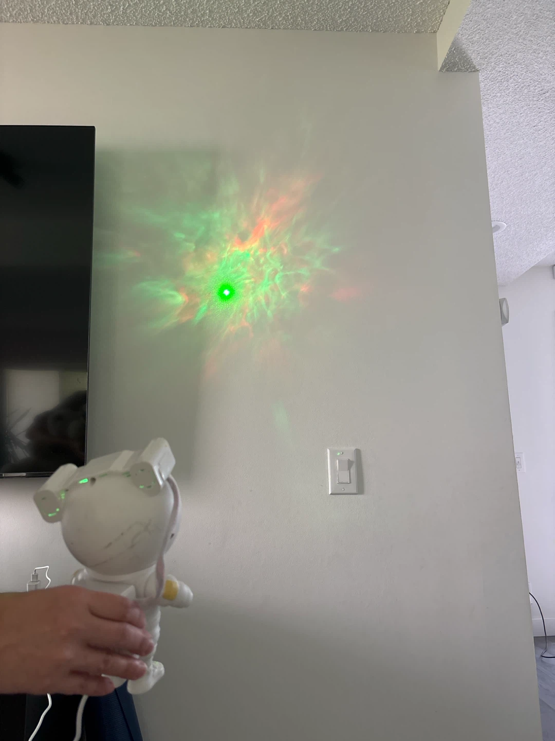 Astronaut Star Projector Night Light - photo 3