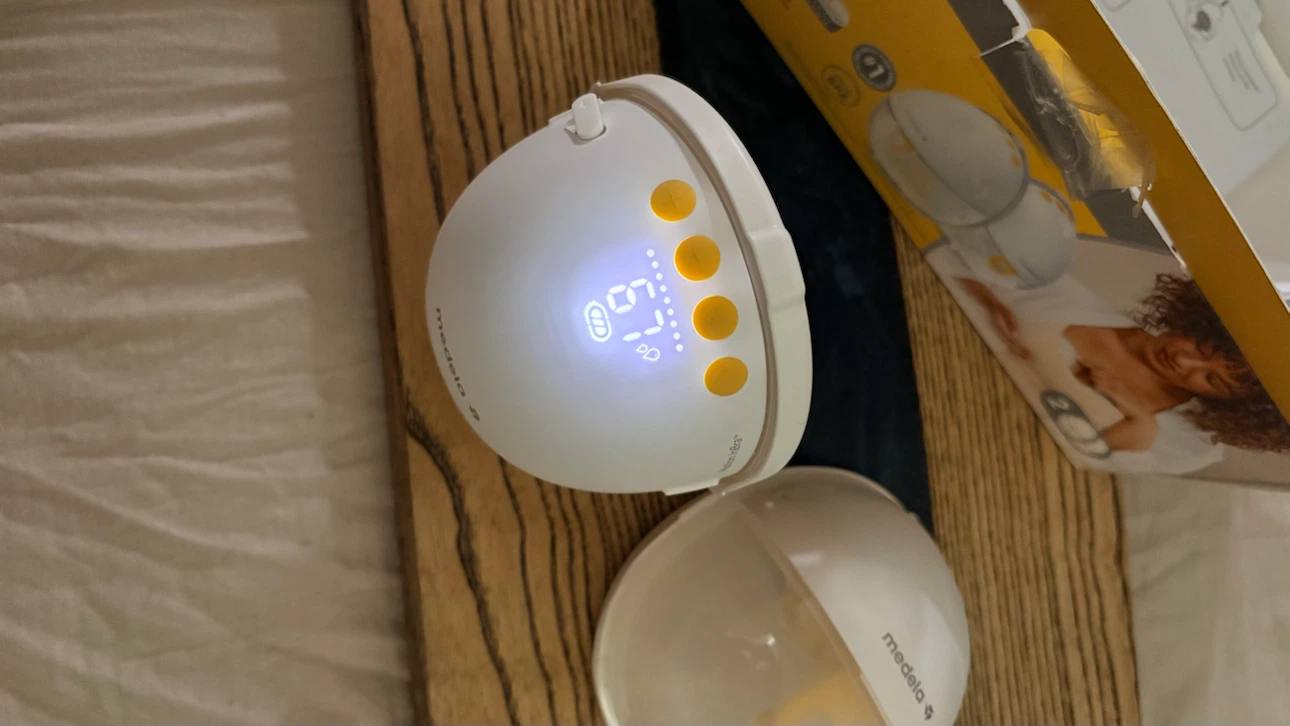 Medela Motion InBra Double Electric Breast Pump - photo 4