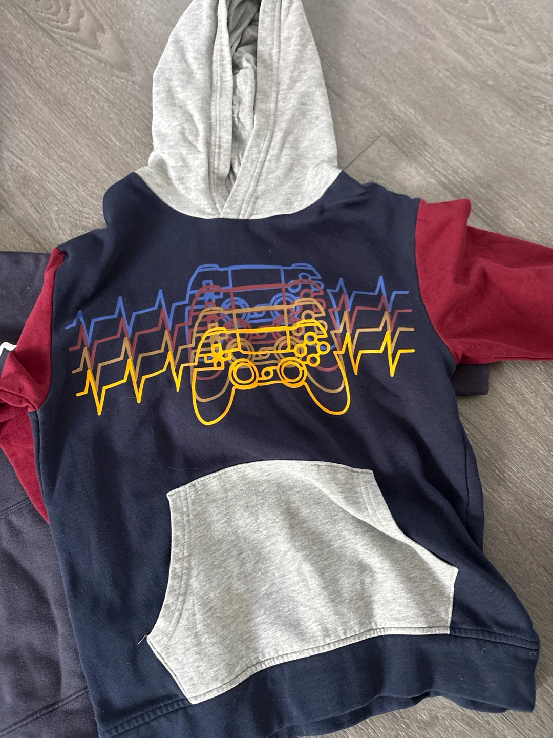 Champion & George Hoodies (Size L/G 10-12) - photo 3