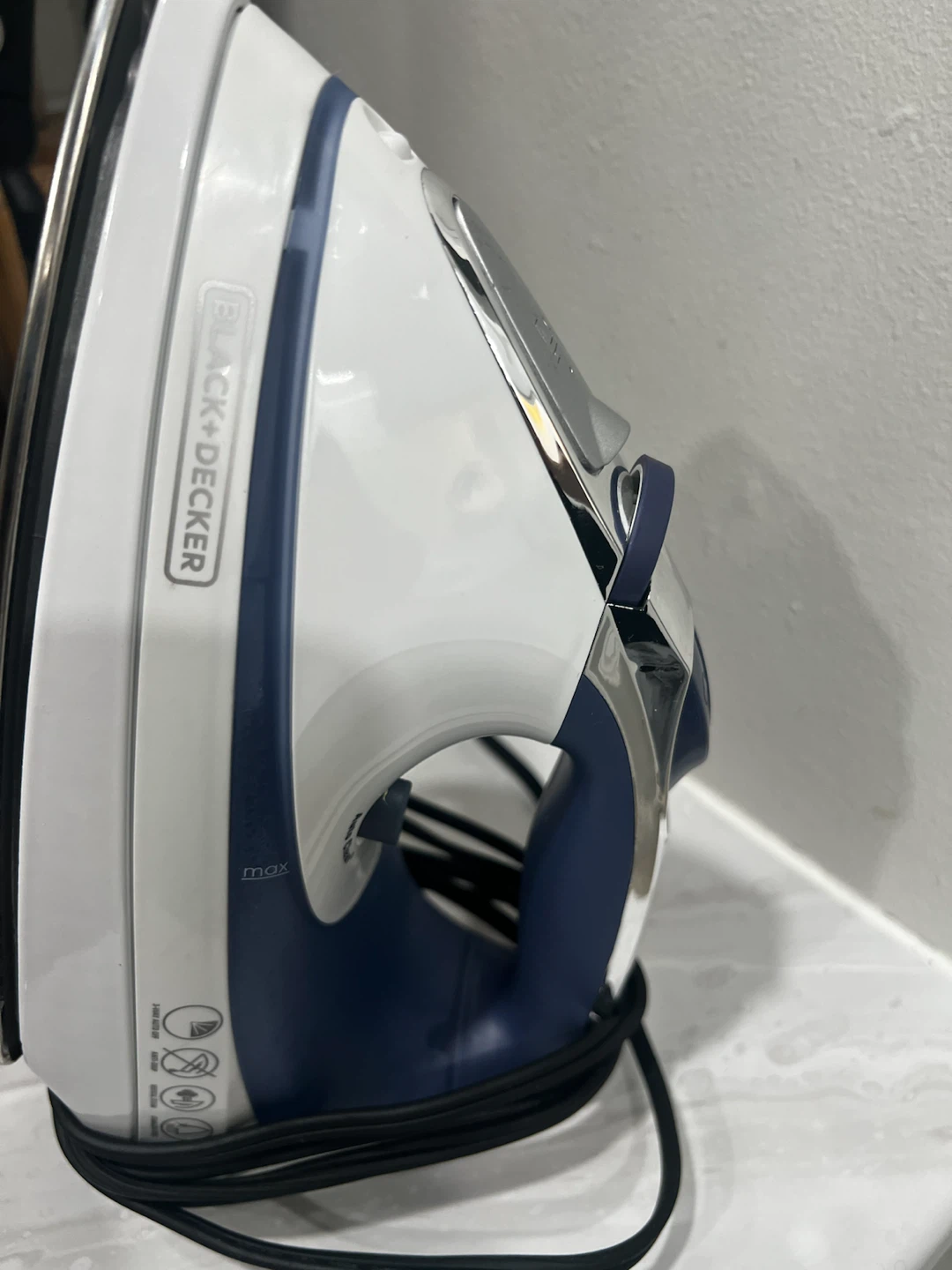 Black+Decker Steam Iron