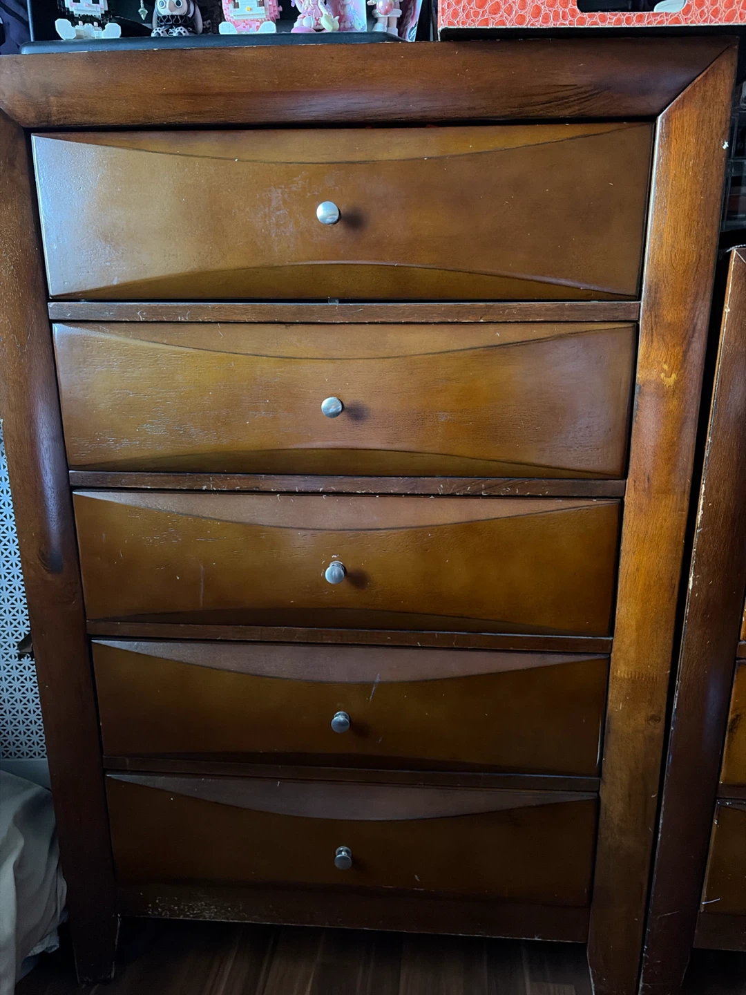 Wooden 6-Drawer Dresser