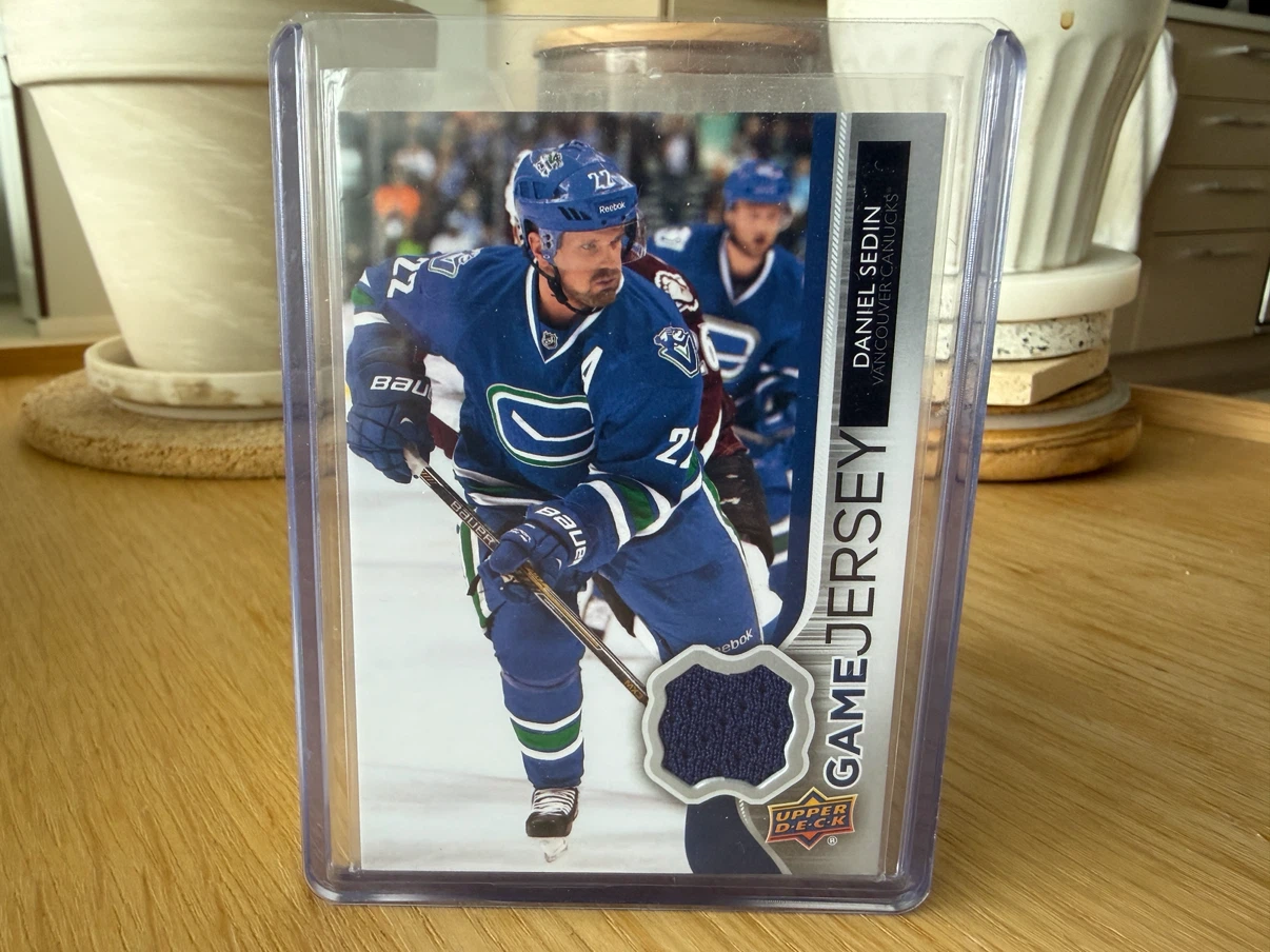 DANIEL SEDIN Canucks Game Used Jersey Hockey Card