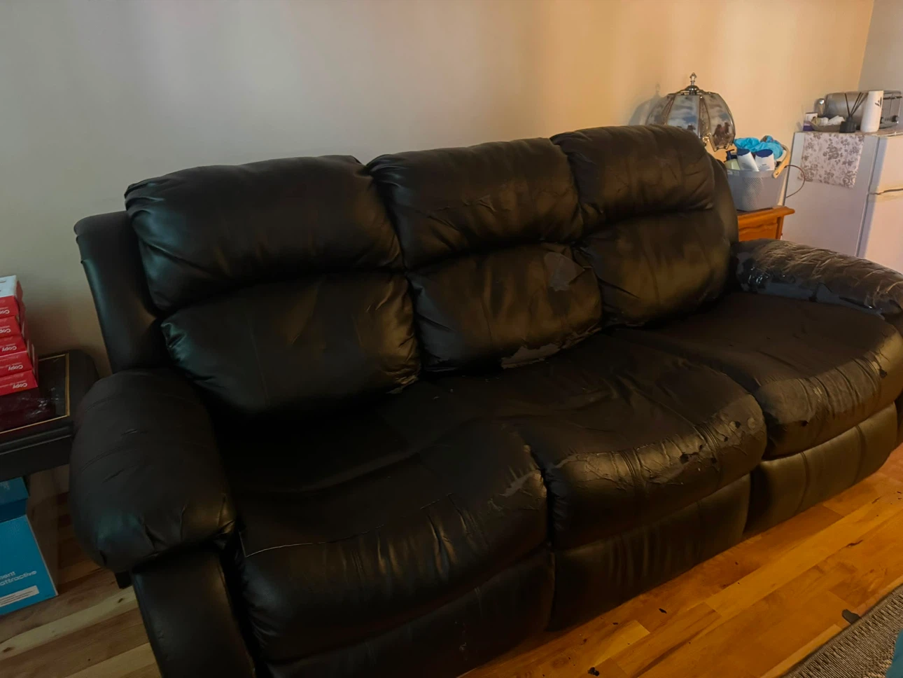 Free used Black Sofa with Dragon Throw Blanket - photo 2