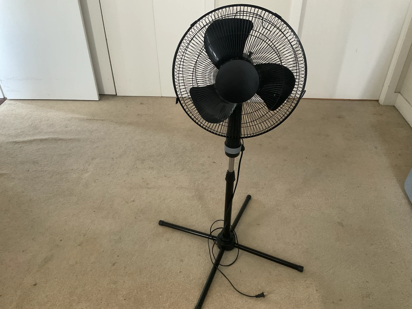 Black Standing Fan - photo 3