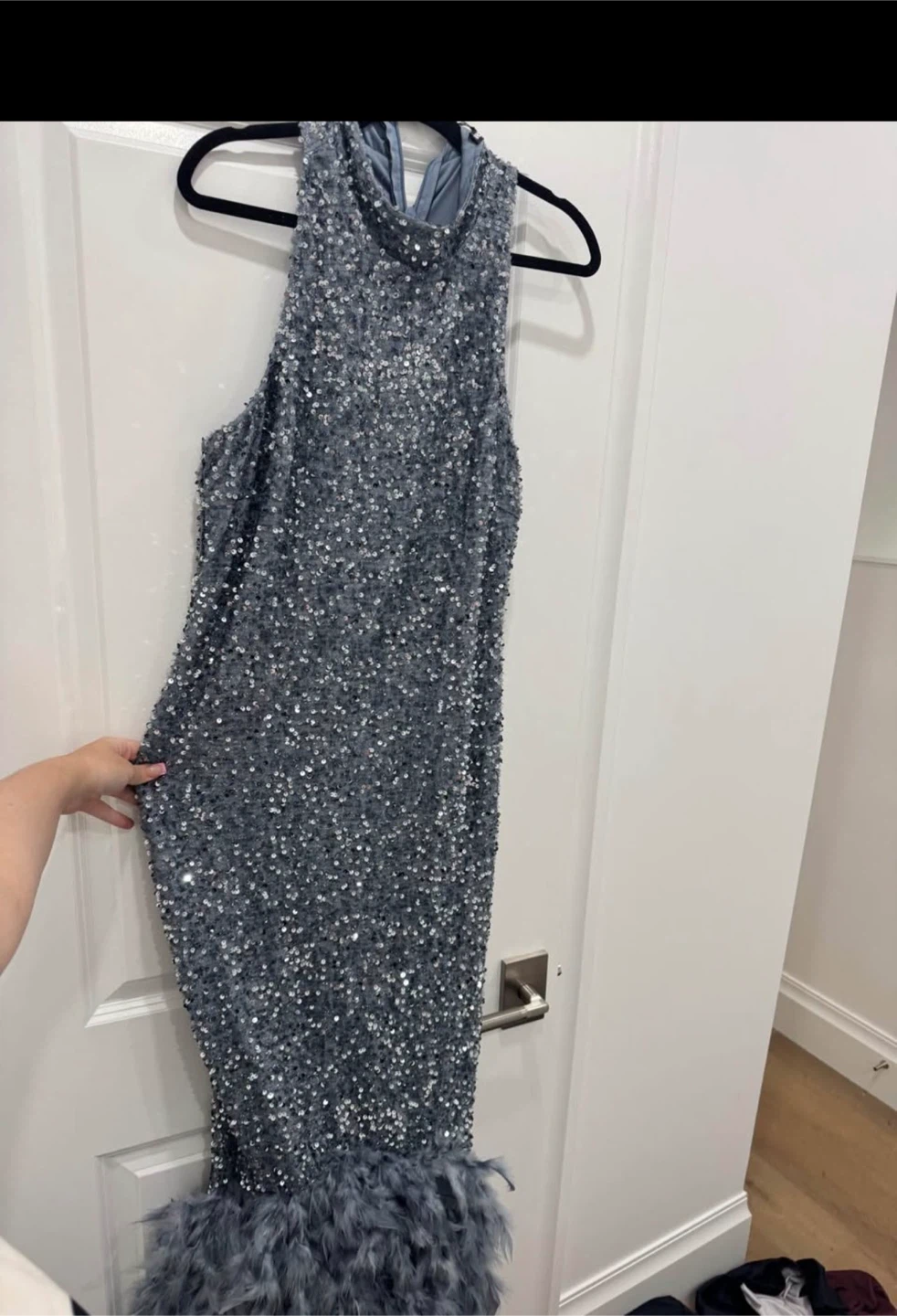 Silver Sequin Feather Trim Gown- 0Xl- 1XL - photo 2