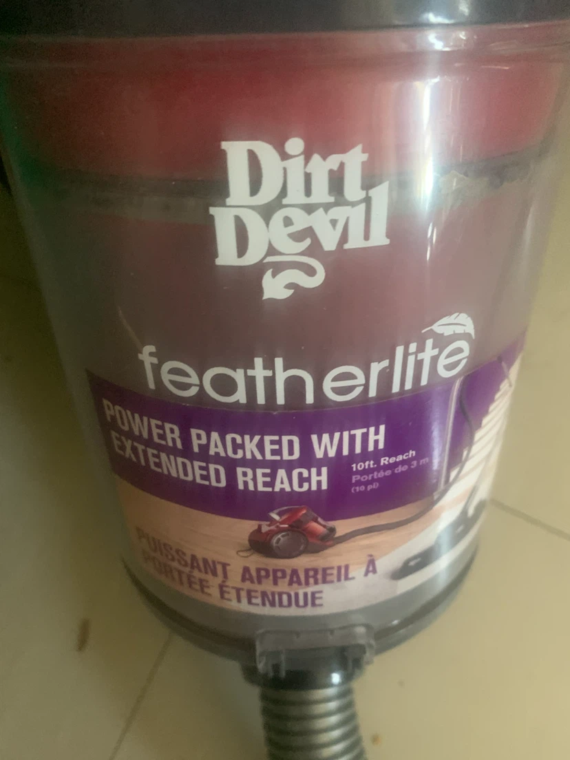 Dirt Devil Featherlite Vacuum Cleaner