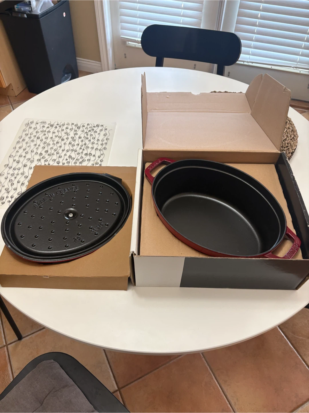 Staub Cast Iron Oval Cocotte 25cm