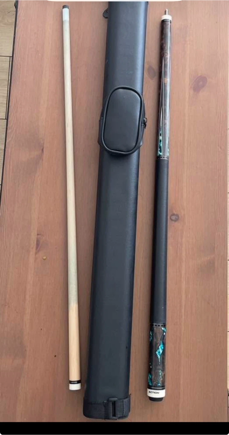 20 OZ Action Pool Cue with Leather case