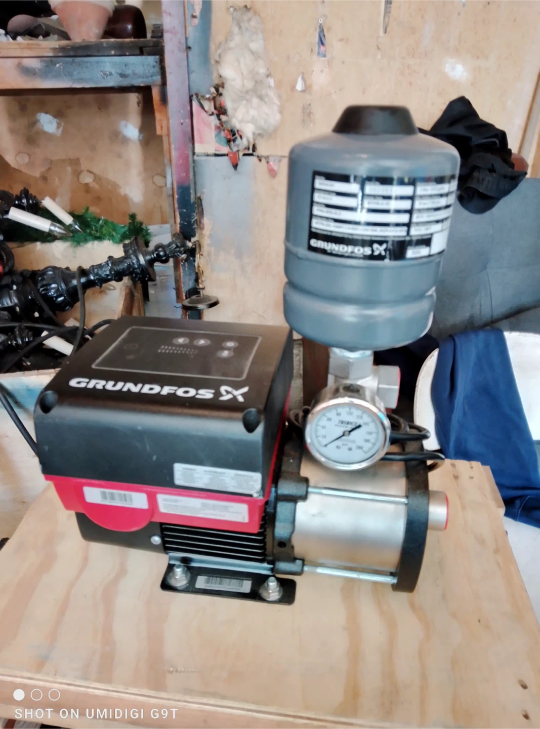 Grundfos GT-H 2 V Water Pump System