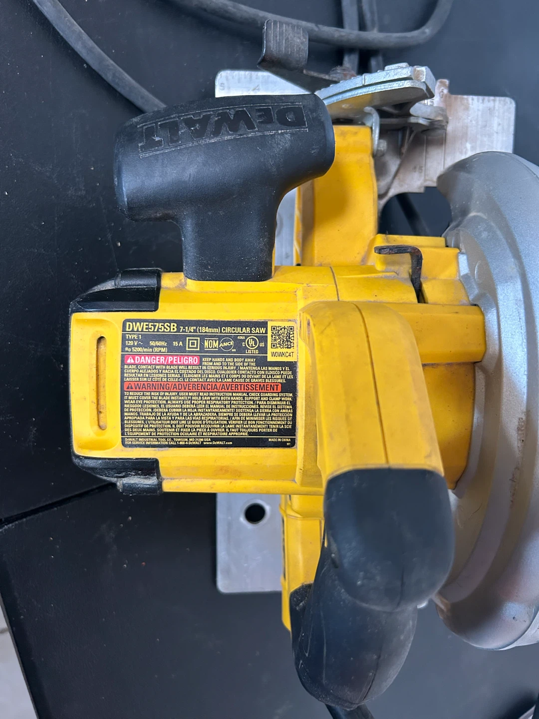 DEWALT DWE575SB 7-1/4" Circular Saw - photo 2