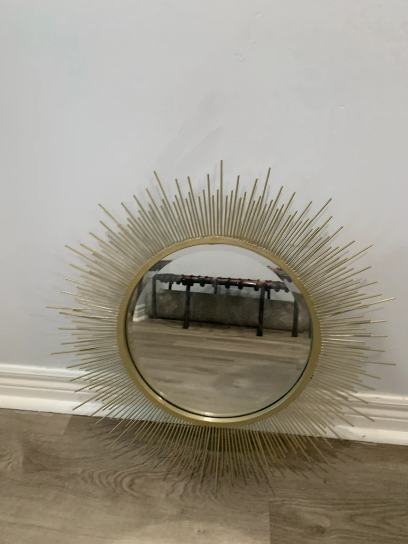 Gold Sunburst Wall Mirror
