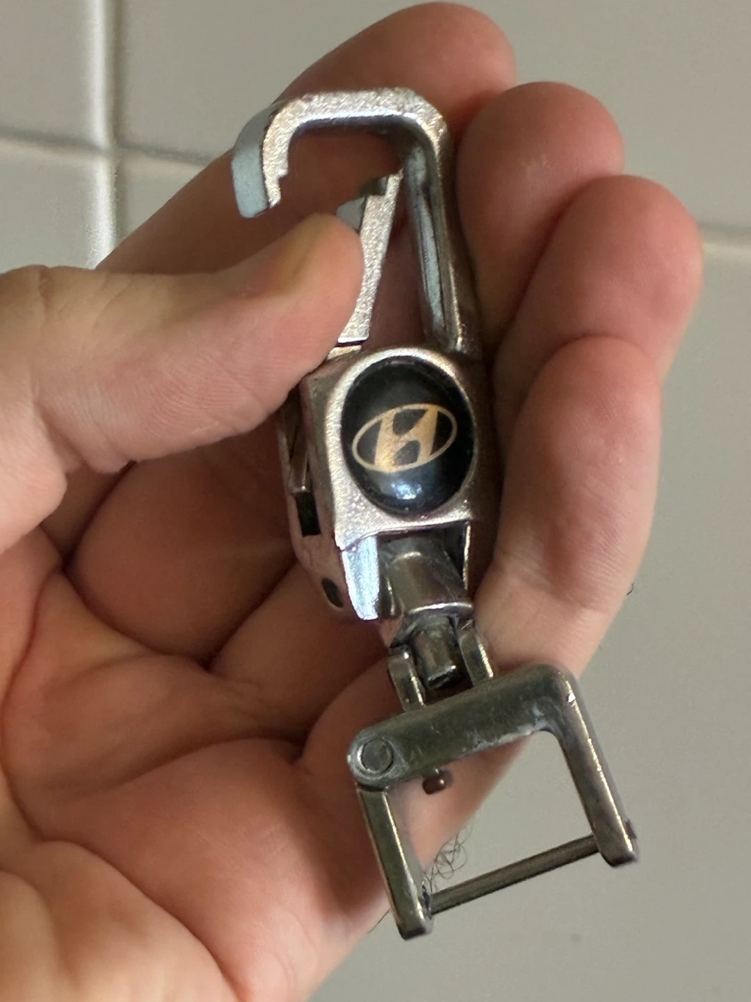 Hyundai Metal Keychain - photo 2