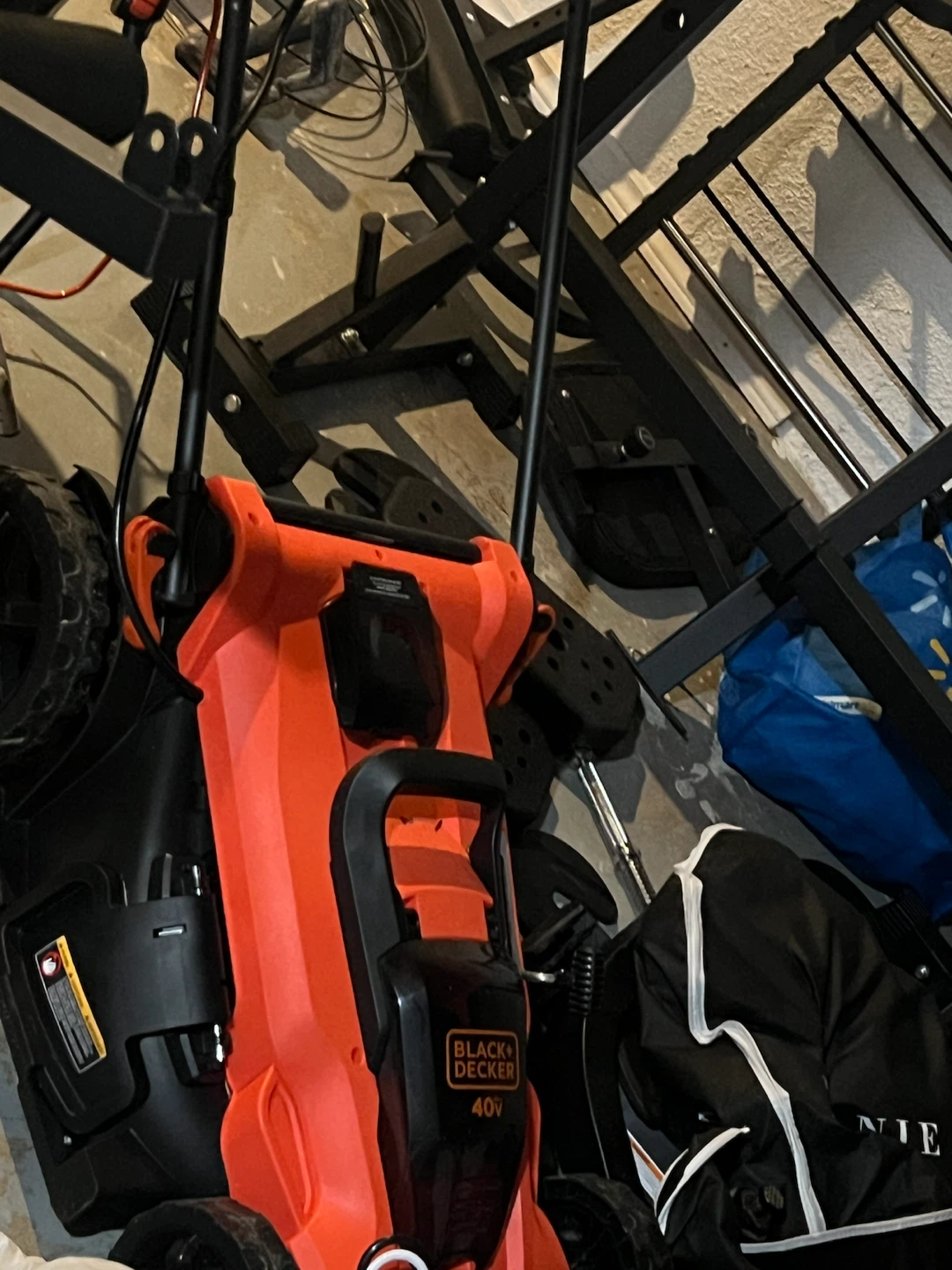 Black+Decker 40V Lawn Mower + weed wacker + leaf blower - photo 3