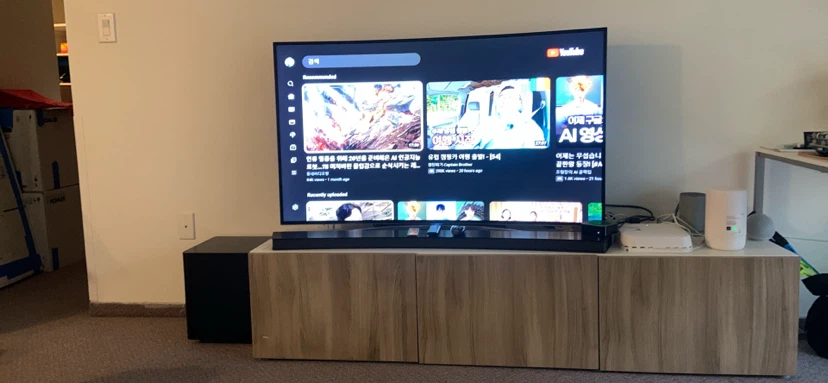 Samsung Curved TV