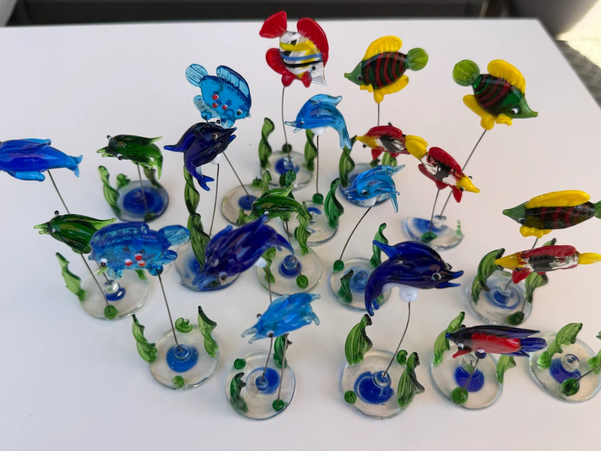 16 Assorted Glass Fish Aquarium Decorations – Imperfect / Craft - photo 3
