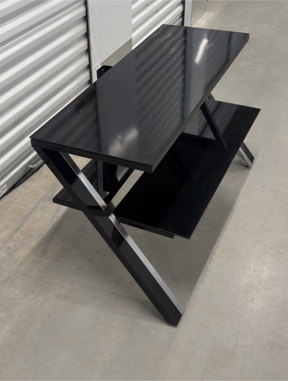 Modern Black TV Stand - photo 3