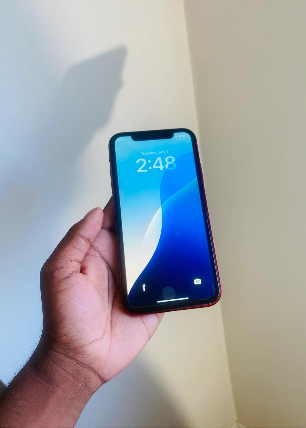 📱 iPhone XR 64GB – PRODUCT(RED)